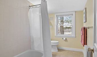 62 Spruce St 62, Acton, MA 01720