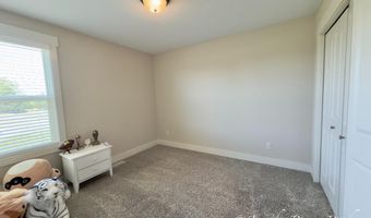 11127 Waterpoint Dr, Allendale, MI 49401