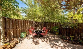 61342 Huckleberry Pl, Bend, OR 97702