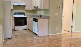 1904 Lindsay Ln, Ann Arbor, MI 48104