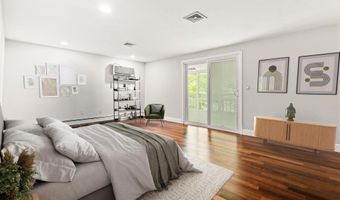 28 Olde Lantern Rd, Bedford, NH 03110