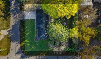 2255 WINWOOD Dr, Appleton, WI 54915