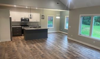 316 S West St, Angola, IN 46703