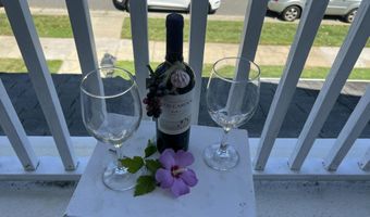 327 Woodland Ave, Avon By The Sea, NJ 07717