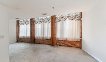 2 School St 133, Lincoln, RI 02802