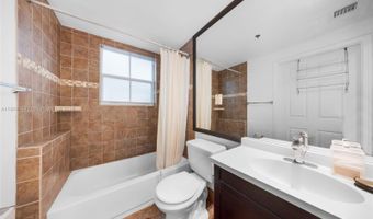 3245 NE 184 St 13101, Aventura, FL 33160