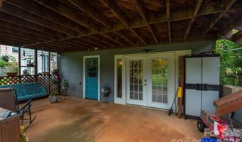 424 Lower Grassy Branch Rd, Asheville, NC 28805