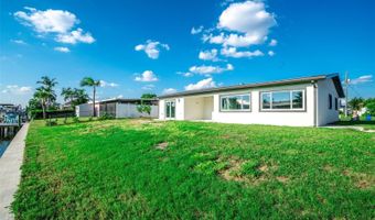 736 GRAN KAYMEN Way, Apollo Beach, FL 33572