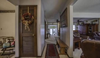 1625 Jay Ct, Aurora, MO 65605