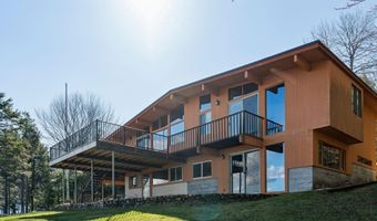 240 Black Point Rd, Alton, NH 03810