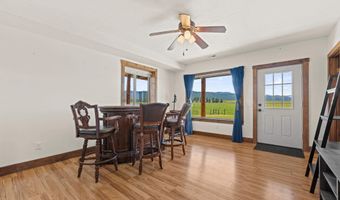 136 Goslin Loop, Cascade, ID 83611