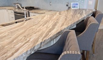 5947 Saint Laurent Dr, Agoura Hills, CA 91301