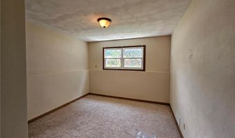 2161 Highland Ave, Albert Lea, MN 56007