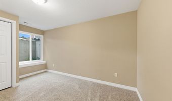 419 S Quail Run Ct, Andover, KS 67002