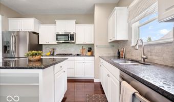 220 Dovetree Dr, Avon, IN 46122