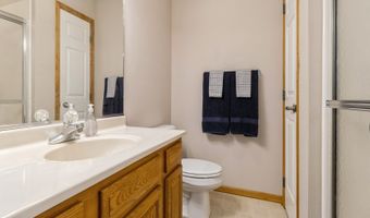 2932 SW Meadow Ridge Dr, Ankeny, IA 50023