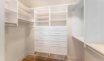 140 Ashley Mews Dr, Ann Arbor, MI 48104