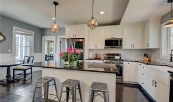 499 Seven Mile Rd, Cranston, RI 02831