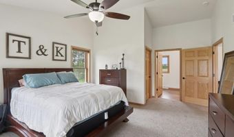 400 Mourning Dove Ct, Arena, WI 53503