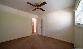 1009 MAXANNA Dr, Anniston, AL 36206