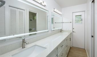 51 Hanapepe Loop, Honolulu, HI 96825