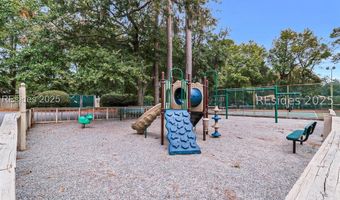 5 Gumtree Rd H-3, Hilton Head Island, SC 29926