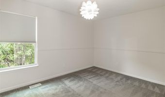 1048 Oak Glen Cir, Ballwin, MO 63021