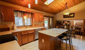 13720 Georgia Dr, Apple Valley, MN 55124