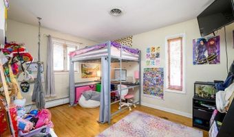 453 Cable Ave, Beachwood, NJ 08722