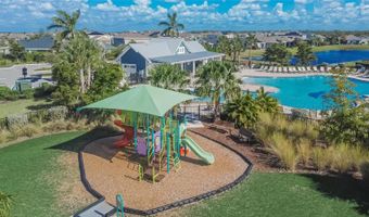 7029 OLD BENTON Dr, Apollo Beach, FL 33572