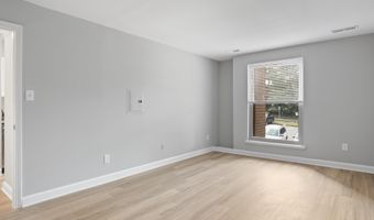 8316 TOBIN Rd 8316-11, Annandale, VA 22003