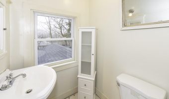 3 Shipman Cir, Ann Arbor, MI 48104