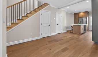 11 COLLEGE Ave, Annapolis, MD 21401
