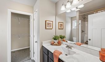 2016 2nd St SW, Altoona, IA 50009