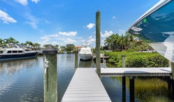 949 ALLEGRO Ln, Apollo Beach, FL 33572