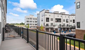 20364 NEWFOUNDLAND Sq, Ashburn, VA 20147