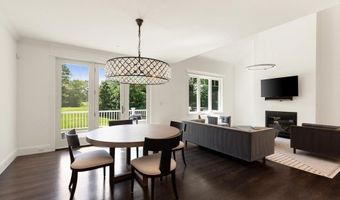 11 Crenshaw Ln 11, Andover, MA 01810