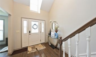 133 Boxelder Ln, Amherst, NY 14228