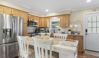 240 Timberline Rd, Toms River, NJ 08753