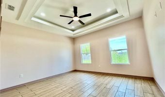 512 Tower Oak Dr, Alamo, TX 78516