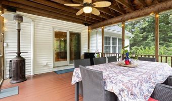 4 Dunnmoore Dr, Bow, NH 03304