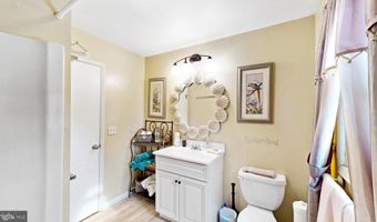 100 BROOKFIELD Dr, Dover, DE 19901
