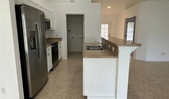 122 NW 15th Ter, Cape Coral, FL 33993