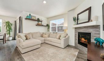 1080 Clara View Dr, Berthoud, CO 80513
