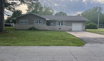 1307 Porter Ave, Aurora, MO 65605
