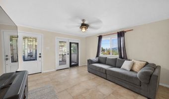 1342 Nanialii St, Kailua, HI 96734