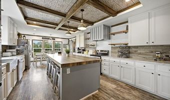 5172 S Sawmill Rd, Atoka, OK 74525
