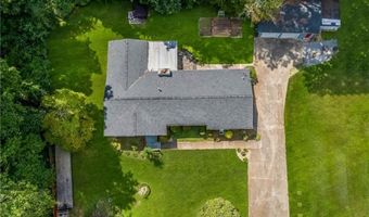 6101 Misty Valley Dr SE, Acworth, GA 30102