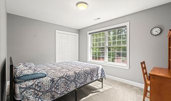 60 Camelot Dr, Bedford, NH 03110