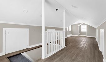 1059 Lawrence Dr, Columbus, OH 43207